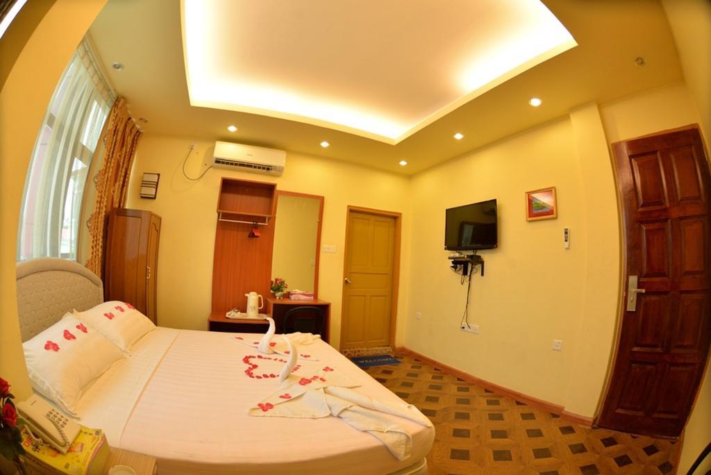 New Golden Forward Hotel Yangon Exteriör bild