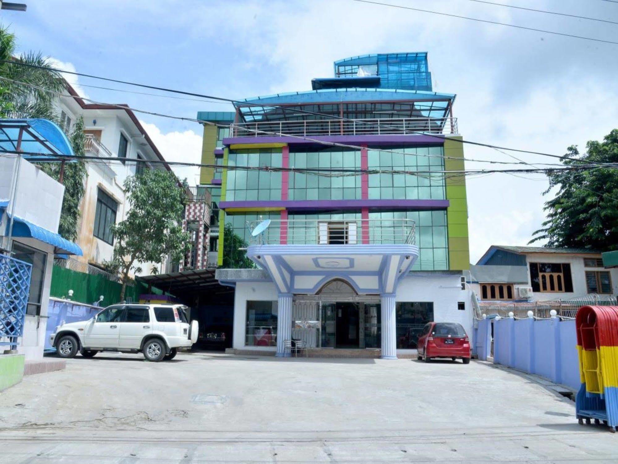 New Golden Forward Hotel Yangon Exteriör bild